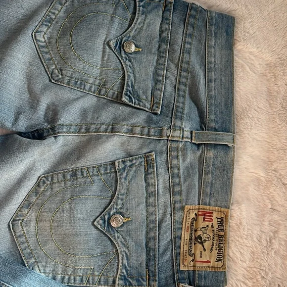 True Religion Ricky relaxed straight jeans 33. - Picture 2 of 4